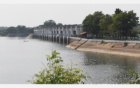 சென்னைக் குடிநீர் தேவையை பூர்த்தி செய்யும் நீர்த்தேக்கங்களில் ஒன்றான பூண்டி நீர்த்தேக்கம்.