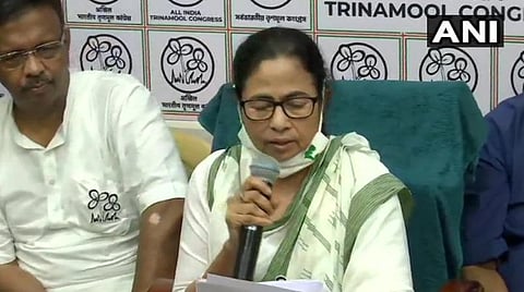 மே.வங்க தேர்தலில் திரிணமூல் காங்கிரஸ் சார்பில் போட்டியிடும் 291 வேட்பாளர்கள் பெயரையும் வெளியிட்ட முதல்வர் மம்தா பானர்ஜி : படம் ஏஎன்ஐ