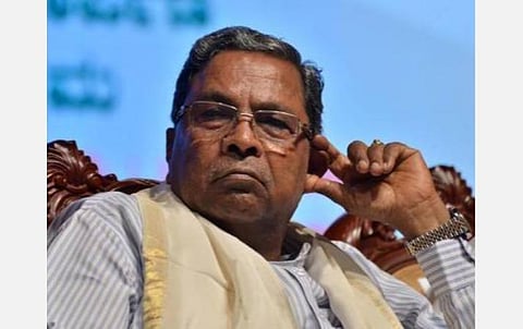 கரோனா வைரஸ் தடுப்பூசியை இலவசமாக செலுத்த வேண்டும்: பிரதமர் மோடிக்கு சித்தராமையா கடிதம்