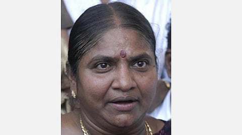 தான் வைத்ததுதான் சட்டம் என்று இருக்காதீர்கள்: முன்னாள் அமைச்சர் வளர்மதி