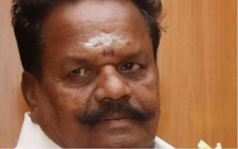 அதிமுக வேட்பாளர்களை வரவேற்கச் செல்லாத அமைச்சர் பாஸ்கரன் ஆதரவாளர்கள்: சமரசத்தை ஏற்காமல் தொடர்ந்து போர்க்கொடி