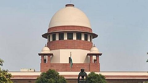 அரசு ஊழியரை தேர்தல் ஆணையராக நியமிக்க உச்ச நீதிமன்றம் தடை