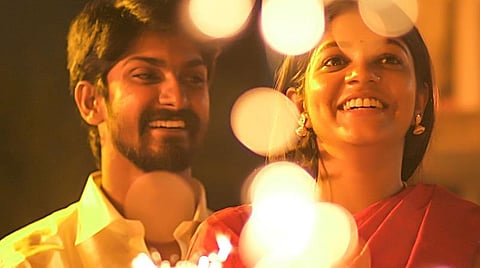 முதல் பார்வை: தீதும் நன்றும்