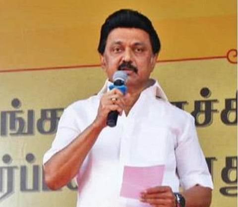 அதிமுகவினர் ஹெலிகாப்டர் கொடுப்பதாகக் கூட சொல்வார்கள்: ஸ்டாலின் பேச்சு