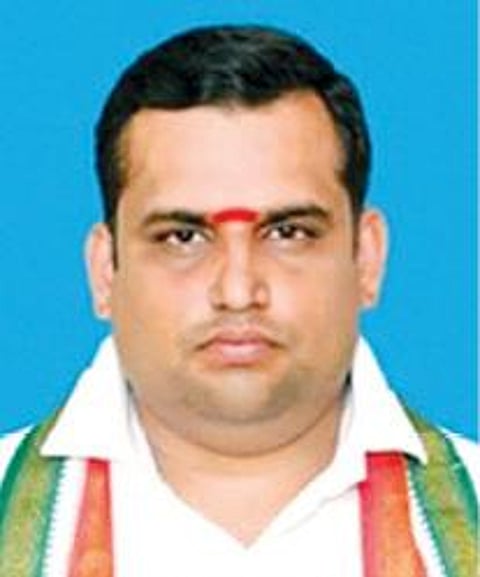 கிஷோர் பிரசாத்.