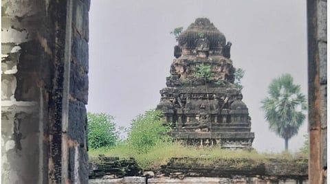 அதிகார பீடங்களா ஆலயங்கள்?