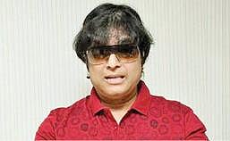 நடிகர் கார்த்திக்.