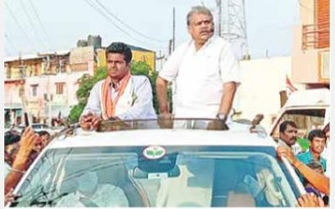 அரவக்குறிச்சியில் தமாகா தலைவர் ஜி.கே.வாசன் பிரச்சாரம்