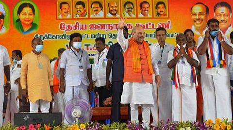 தேசிய ஜனநாயகக் கூட்டணி வேட்பாளர்களை மத்திய அமைச்சர் அமித் ஷா அறிமுகம் செய்துவைத்தார்.