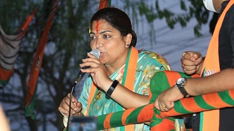 தேர்தல் விதிமீறல்: குஷ்பு மீது 2 பிரிவுகளில் வழக்குப் பதிவு