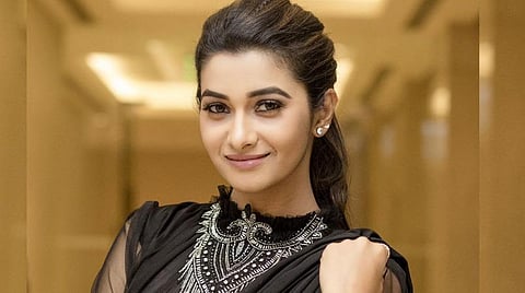 சர்ஜுன் இயக்கத்தில் ப்ரியா பவானி சங்கர்