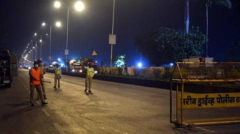 அதிகரிக்கும் கரோனா; மகாராஷ்டிராவை தொடர்ந்து டெல்லியிலும் இரவு ஊரடங்கு: இன்று இரவு முதல் அமல்