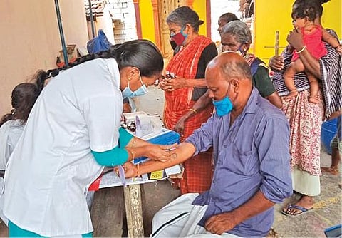 மக்களிடையே நோய் எதிர்ப்பு திறன் அதிகரித்துள்ளதா? - ரத்த மாதிரிகளை சேகரித்து பரிசோதனை