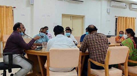 வேட்பாளர்கள், ஊடகத் துறையினருக்கு கரோனா பரிசோதனை அவசியம்: திருப்பத்தூர் ஆட்சியர் சிவன் அருள் தகவல்