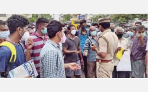 ரெம்டெசிவிர் விற்பனையை முறைப்படுத்த வேண்டும்: திருச்சி மாவட்ட நிர்வாகத்துக்கு பொதுமக்கள் கோரிக்கை