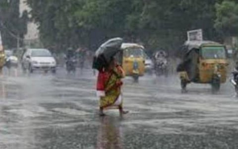 தென்காசியில் பரவலாக மழை: நீர்ப்பிடிப்புப் பகுதிகளில் பெய்யாததால் அணைகளுக்கு நீர்வரத்து இல்லை