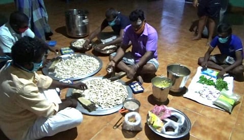 திருப்புவனம் அருகே கானூரில் மூலிகை சூப் தயாரிப்பு பணியில் ஈடுபட்டுள்ள மக்கள்.