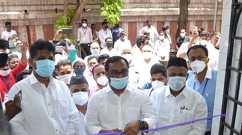 கரோனா தனிமைப்படுத்துதல் இலவச முகாம் திறப்பு.