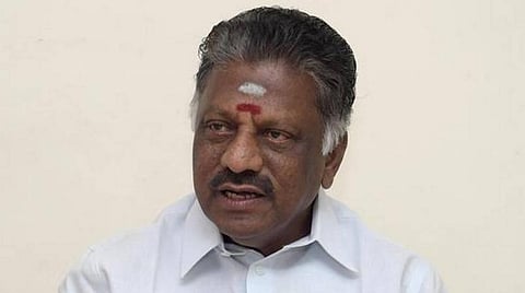 முதல்வர் காப்பீடு திட்டத்தில் கருப்பு பூஞ்சை நோய்க்கான சிகிச்சையை சேர்க்க வேண்டும்: முதல்வருக்கு ஓபிஎஸ் வேண்டுகோள்
