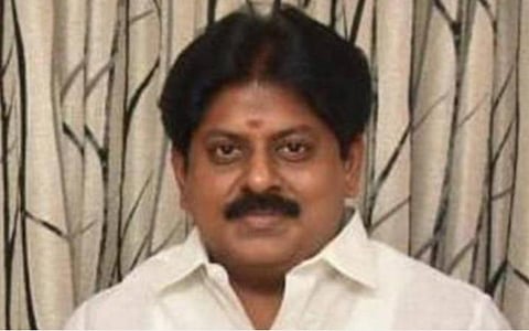 நடிகை சாந்தினி மீது முன்னாள் அமைச்சர் மணிகண்டனின் மனைவி ராமநாதபுரம் எஸ்பி.,யிடம் புகார்