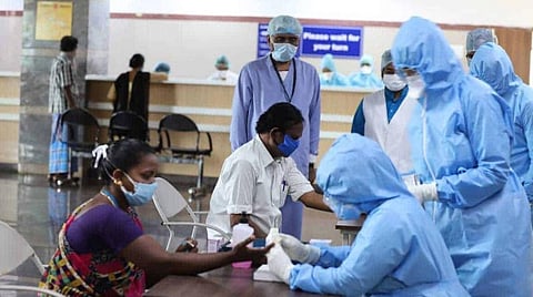 மருத்துவர்கள், செவிலியர்கள் உட்பட கரோனா தடுப்பு பணியில் உள்ளவர்களுக்கு ஊக்கத் தொகை வழங்க ரூ.160 கோடி ஒதுக்கீடு