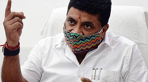 கரோனா தொற்று தடுப்பு மருந்துகள் மற்றும் கருவிகளுக்கு குறிப்பிட்ட காலத்துக்கு வரிவிலக்கு: கருணையுடன் அணுக அமைச்சர் பழனிவேல் தியாகராஜன் வலியுறுத்தல்