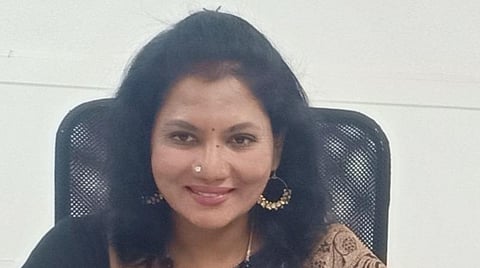 புதுக்கோட்டை ஆட்சியராகப் பொறுப்பேற்றுக்கொண்ட கவிதா ராமு.