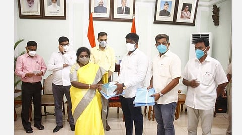 மக்கள் பிரதிநிதிகள் அனைவரும் கட்சி எல்லையைக் கடந்து மக்கள் நலனைப் பாதுகாக்க வேண்டும்: புதுச்சேரி ஆளுநர் தமிழிசை