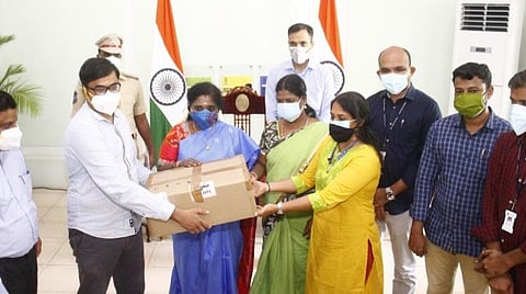 யோகா கலையைக் கற்றுக்கொண்டால் எந்த அலை வந்தாலும் சமாளிக்க முடியும்: புதுவை ஆளுநர் தமிழிசை
