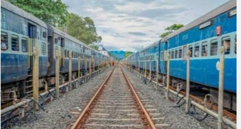 கோவை - நாகர்கோவில், மேட்டுப்பாளையம் - சென்னை ரயில்கள் நாளை முதல் மீண்டும் இயக்கம்