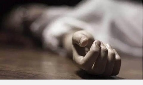 புதுச்சேரியில் பாலியல் வன்முறையில் கல்லூரி மாணவி இறந்ததாக புகார்: போலீஸார் மீது மாதர் சங்கம் குற்றச்சாட்டு