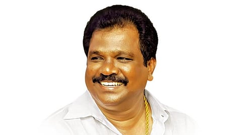 மின்தடை சார்ந்த குறைகளுக்கு அழைக்கலாம்: சோழிங்கநல்லூர் எம்எல்ஏ செல்போன் எண் வெளியீடு