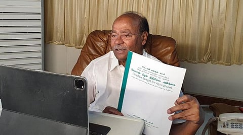 காணொலி காட்சி வாயிலாக நிழல் நிதிநிலை அறிக்கையை வெளியிட்ட பாமக நிறுவனர் ராமதாஸ்.