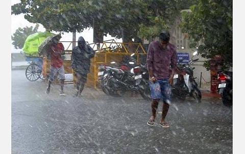 கடலோர மாவட்டங்களில் மழைக்கு வாய்ப்பு