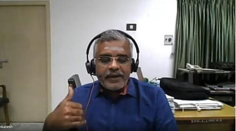 நீதிபதி ஆனந்த் வெங்கடேஷ்.