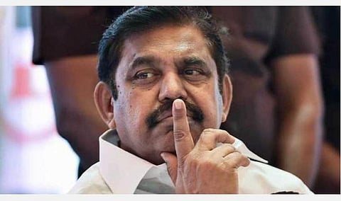 அதிமுக மாவட்டச் செயலாளர்களுடன் சென்னையில் பழனிசாமி தனியாக ஆலோசனை