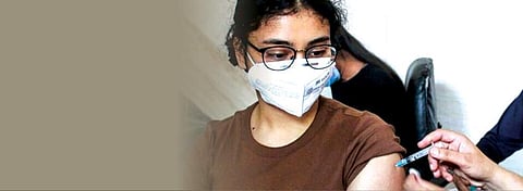 கலப்பு - இணைத் தடுப்பூசிகள் கரோனாவுக்கு முடிவுகட்டுமா?