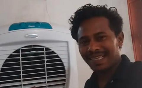 யூடியூப் மூலம் லட்சக் கணக்கில் சம்பாதிக்கும் பழங்குடி இளைஞர்