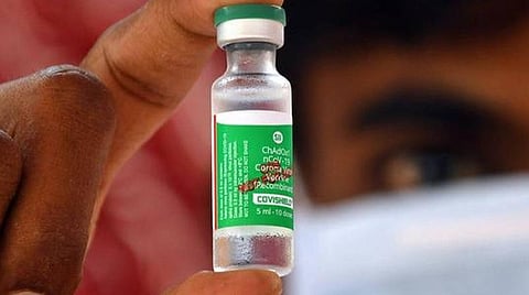 கரோனா தடுப்பூசி போடுவதற்கு முன்பதிவு செய்யும் முறை சென்னையில் மீண்டும் தொடக்கம்