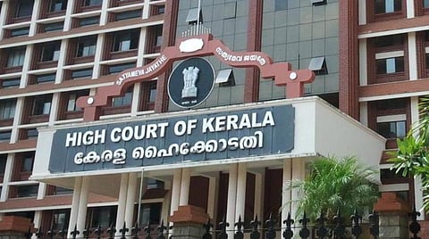 லட்சத்தீவுகள் முடிவுக்கு விதிக்கப்பட்ட தடையை நீக்க வேண்டும்: கேரள உயர் நீதிமன்றத்தில் பதில் மனு