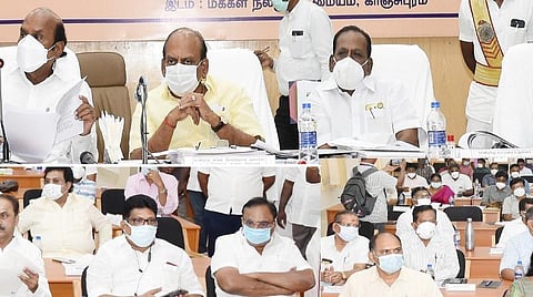 அமைச்சர் எ.வ.வேலு தலைமையில் நடைபெற்ற ஆய்வுக் கூட்டம்.