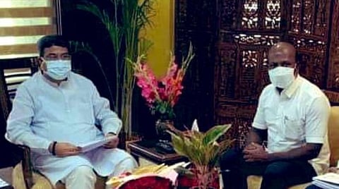 தமிழகத்தில் கூடுதலாக 4 நகரங்களில் நீட் தேர்வு மையங்கள்: தர்மேந்திர பிரதான் தகவல்