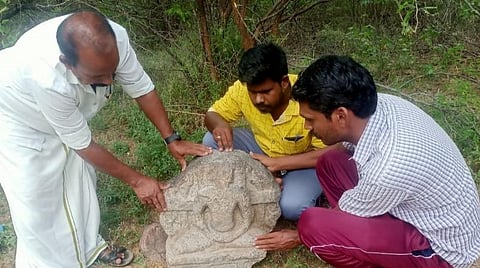 கி.பி.10-ம் நூற்றாண்டைச் சேர்ந்த மகாவீரர் சிற்பம்.