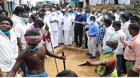 100 நாள் வேலைக்கான ஊதியத்தை ரூ.300 ஆக உயர்த்தப் பரிசீலனை: அமைச்சர் பெரியகருப்பன் தகவல்
