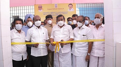 மீட்பு மையத்தைத் திறந்துவைத்த அமைச்சர் கே.என்.நேரு.