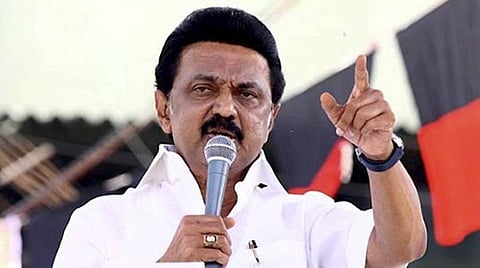 முதல் தலைமுறை பட்டதாரிகளுக்கு அரசுப் பணியில் முன்னுரிமை: ஆய்வுக் கூட்டத்தில் முதல்வர் ஸ்டாலின் அறிவுறுத்தல்
