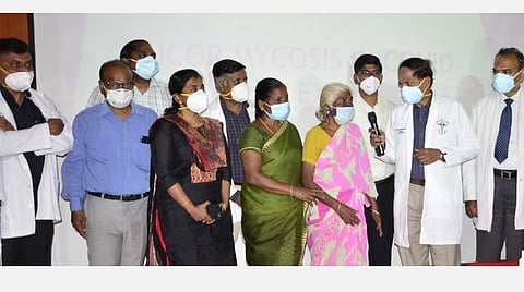 ஒருவர் கூட உயிரிழக்கவில்லை; மதுரையில் கருப்புப் பூஞ்சை நோயில் இருந்து மீண்ட 331 பேர்- சாதித்த அரசு மருத்துவமனை
