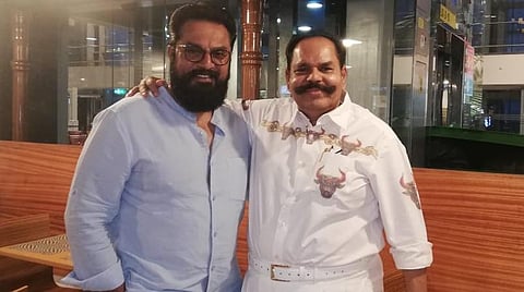 'சூரியன்' தயாரிப்பாளருடன் சந்திப்பு: சரத்குமார் நெகிழ்ச்சி