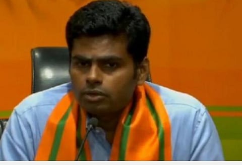 மக்கள் திட்டங்களுக்குப் பணமில்லை; பக்கம் பக்கமாக விளம்பரங்களா?- திமுக அரசுக்கு அண்ணாமலை கேள்வி