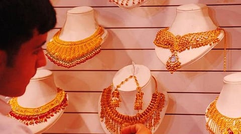 பெரும் வெற்றி; ஒரு கோடிக்கும் அதிகமான ஹால்மார்க் முத்திரை நகைகள் விற்பனை: மத்திய அரசு
